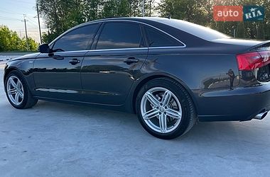 Седан Audi A6 2012 в Звягелі