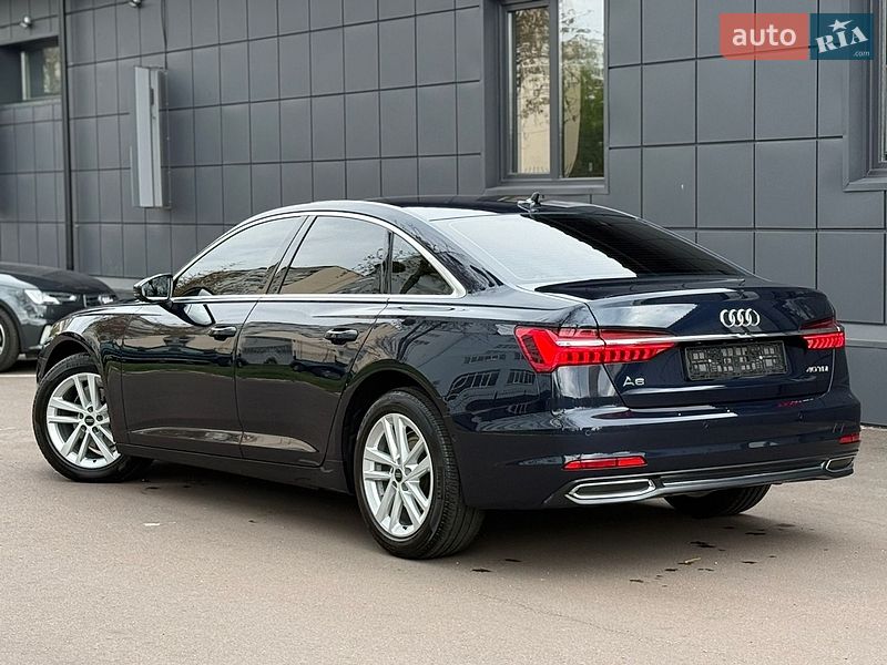 Седан Audi A6 2023 в Киеве