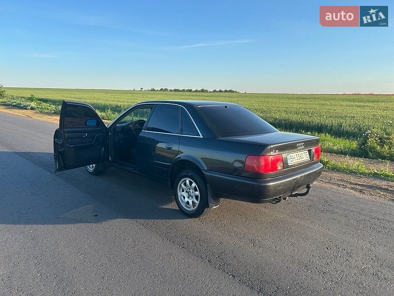Седан Audi A6 1996 в Одессе
