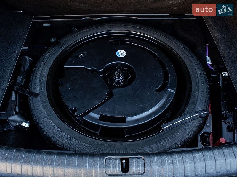 Седан Audi A6 2019 в Нововолинську