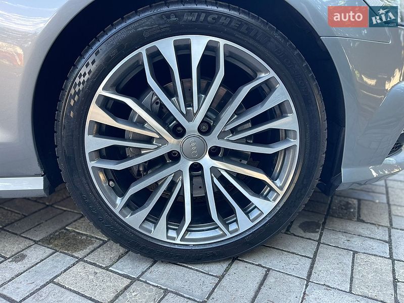 Седан Audi A6 2015 в Кременчуці