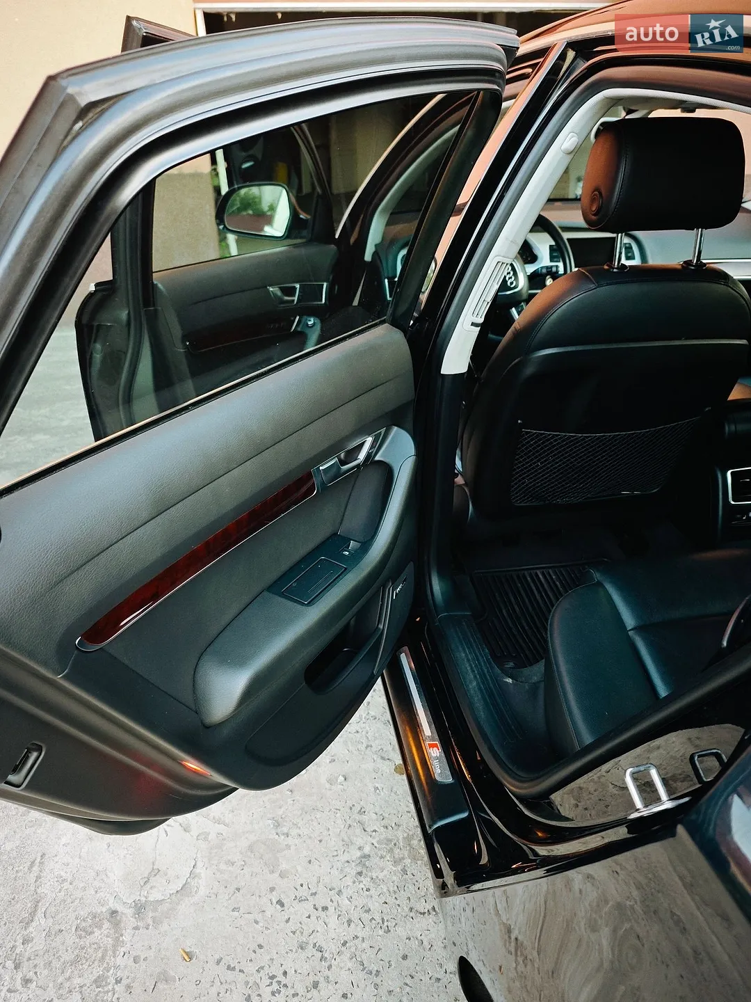 2010 Audi A6 - мініатюра 5