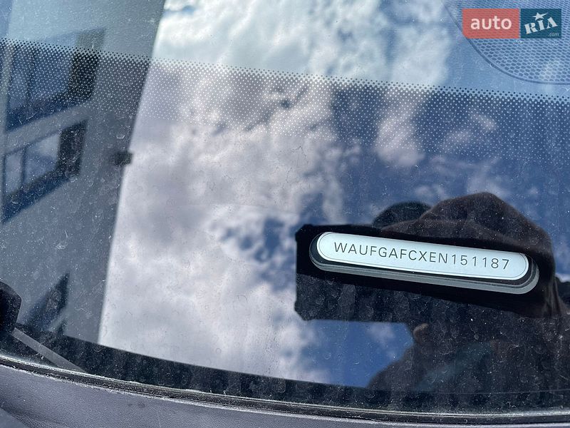 Седан Audi A6 2014 в Косові