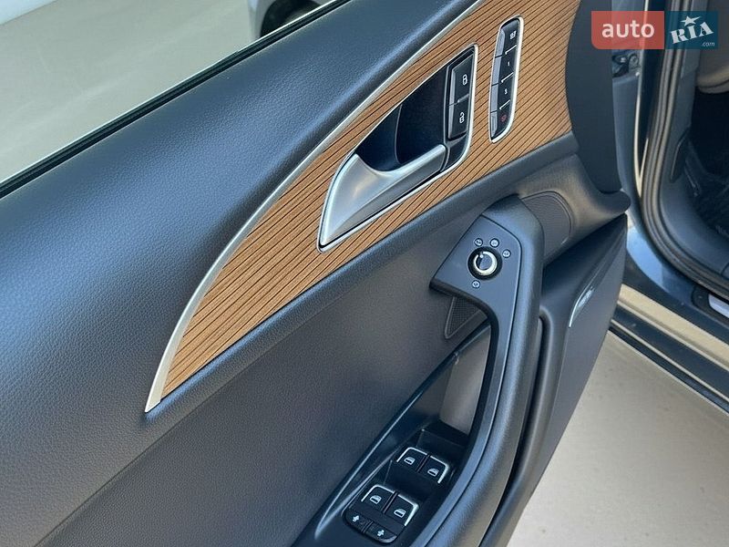 Седан Audi A6 2015 в Днепре