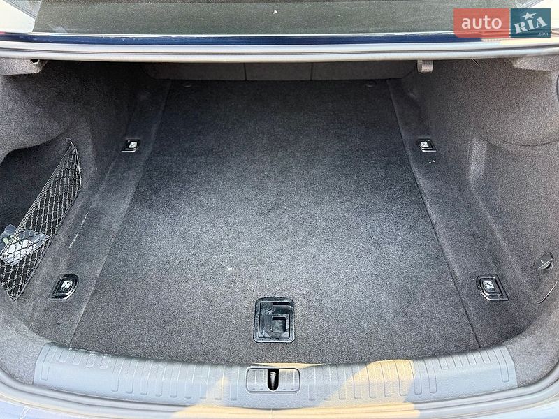 Седан Audi A6 2019 в Львові