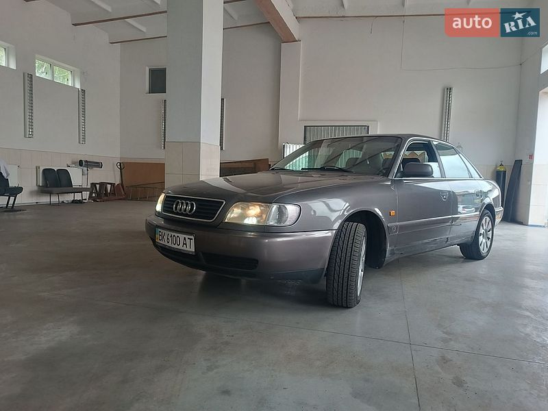 Седан Audi A6 1997 в Рівному
