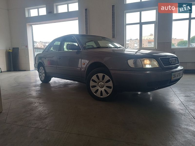 Седан Audi A6 1997 в Рівному