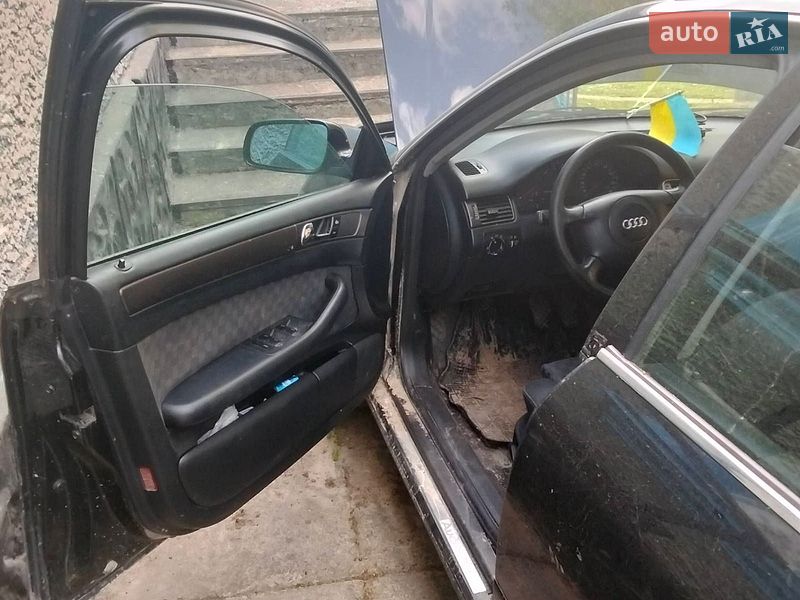 Универсал Audi A6 1998 в Ровно