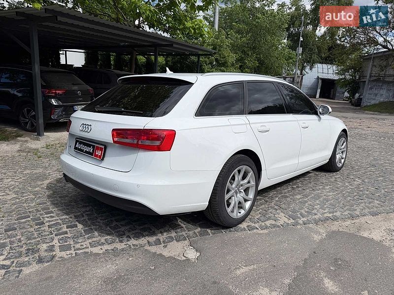 Универсал Audi A6 2011 в Киеве