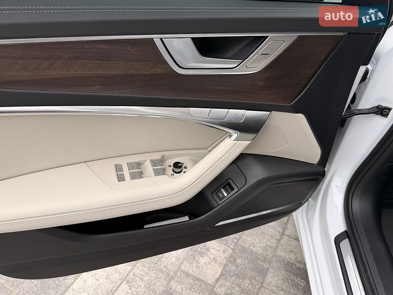 Седан Audi A6 2024 в Львове
