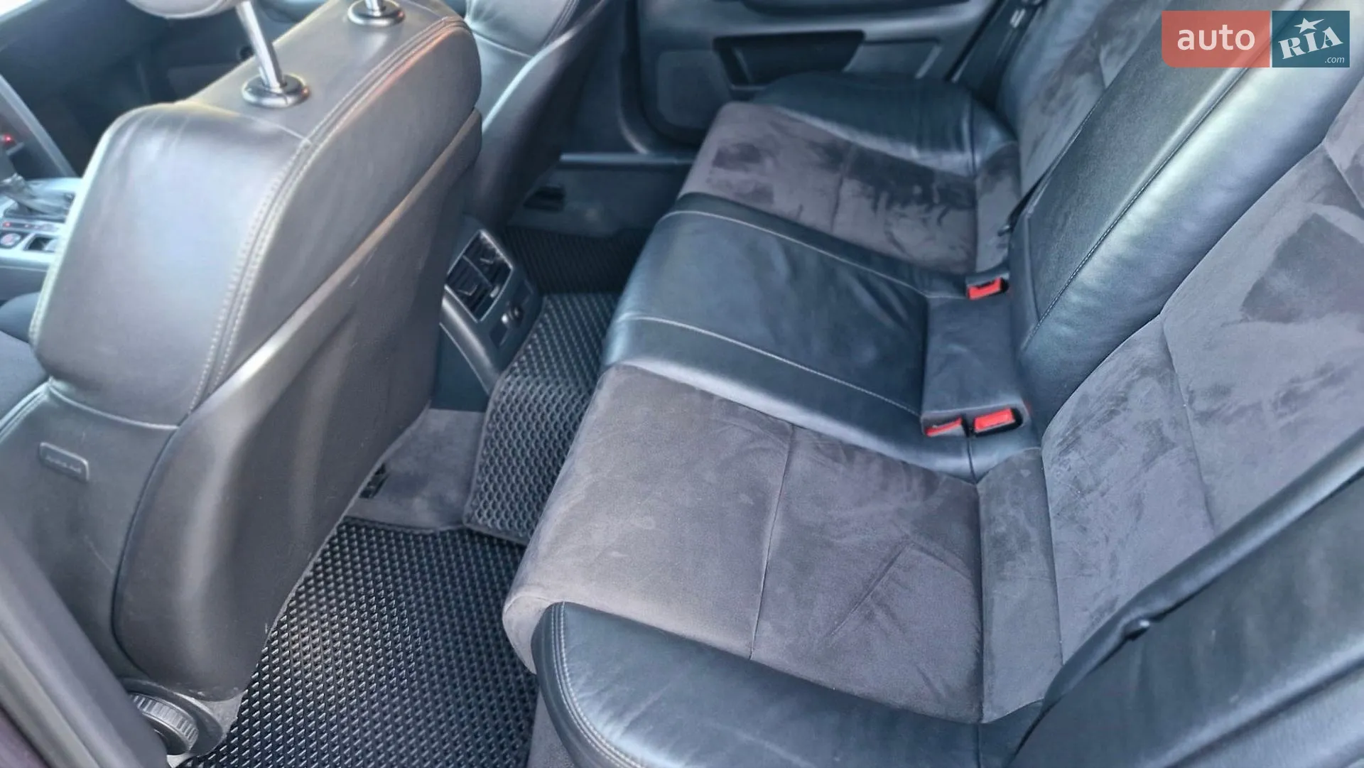 2010 Audi A6 - мініатюра 21