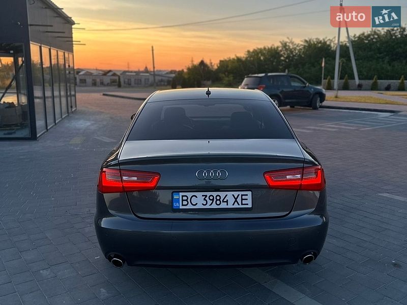 Седан Audi A6 2013 в Мостиске
