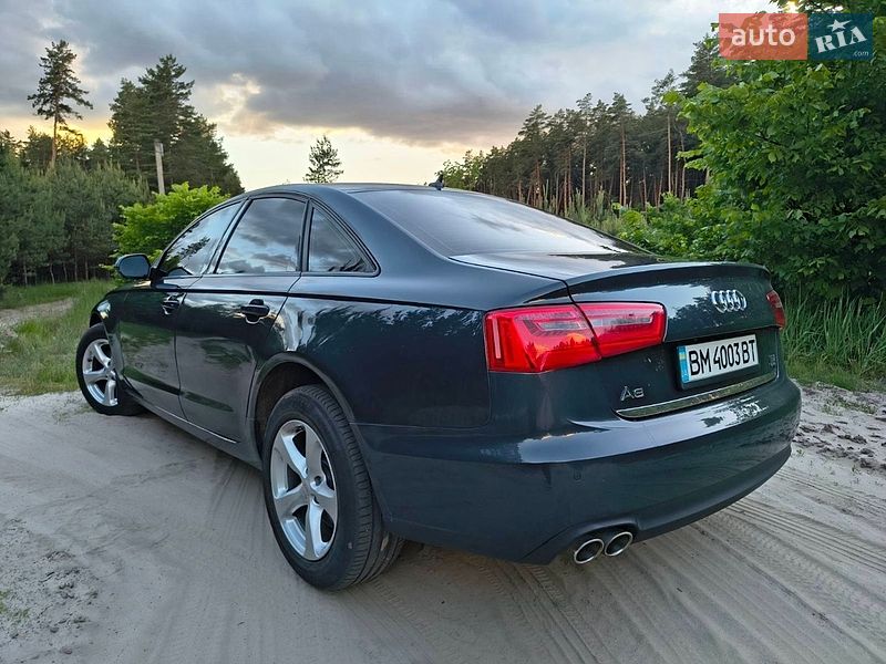 Седан Audi A6 2012 в Лебедині