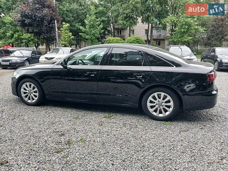 Седан Audi A6 2015 в Ладыжине