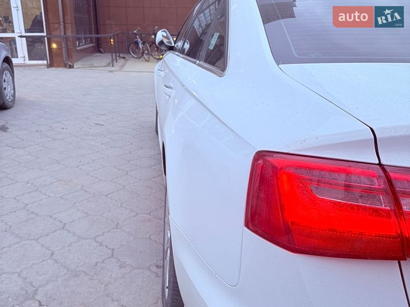 Седан Audi A6 2013 в Шепетівці