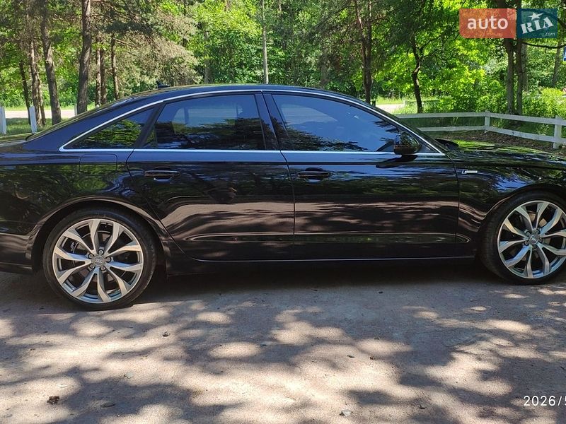 Седан Audi A6 2014 в Луцке