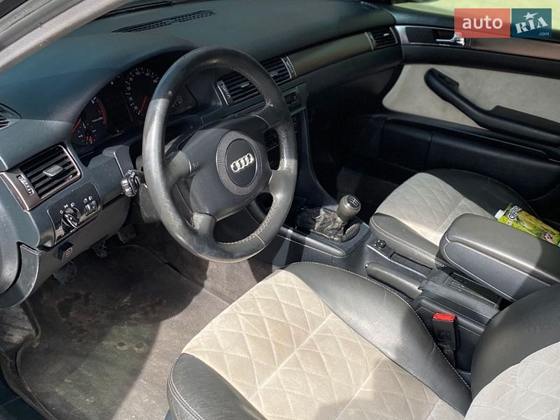 Универсал Audi A6 1999 в Умани