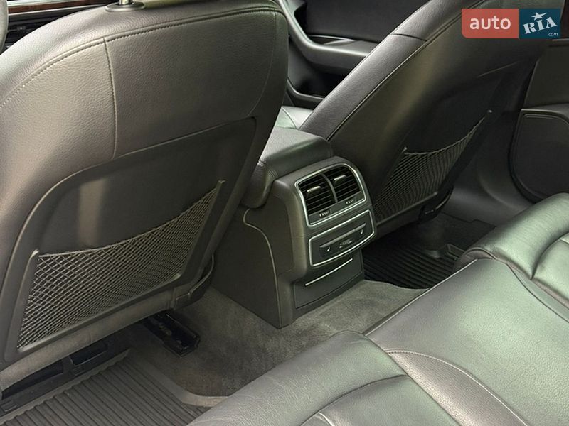 Седан Audi A6 2013 в Ивано-Франковске