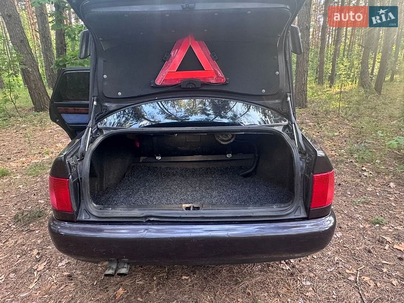 Седан Audi A6 1995 в Києві