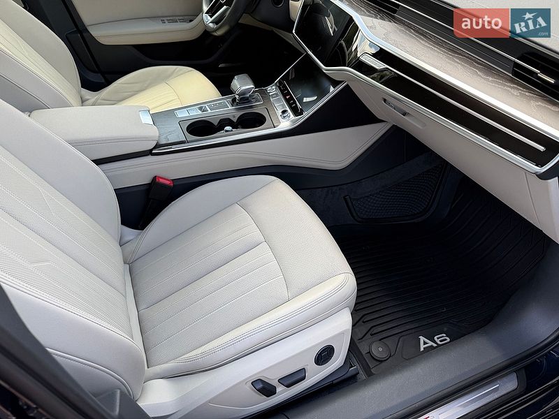 Седан Audi A6 2019 в Луцке