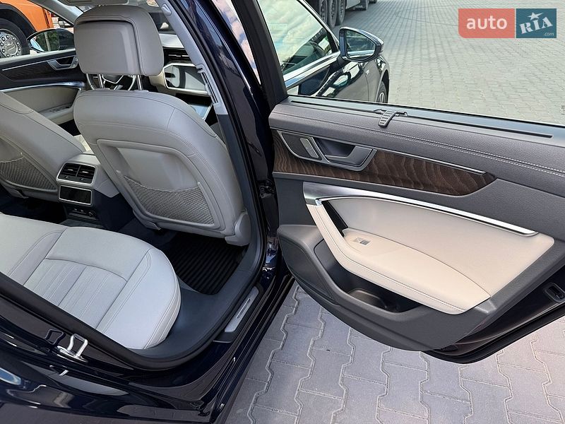 Седан Audi A6 2019 в Луцке
