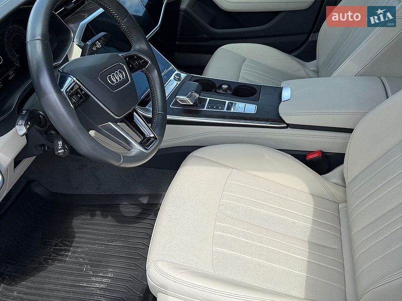 Седан Audi A6 2019 в Луцке
