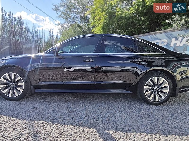 Седан Audi A6 2017 в Киеве