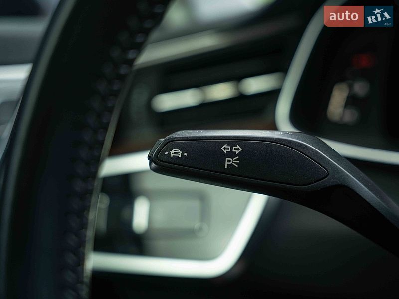 Седан Audi A6 2019 в Чернівцях