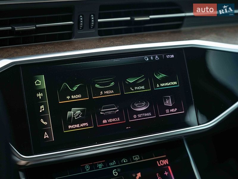 Седан Audi A6 2019 в Чернівцях