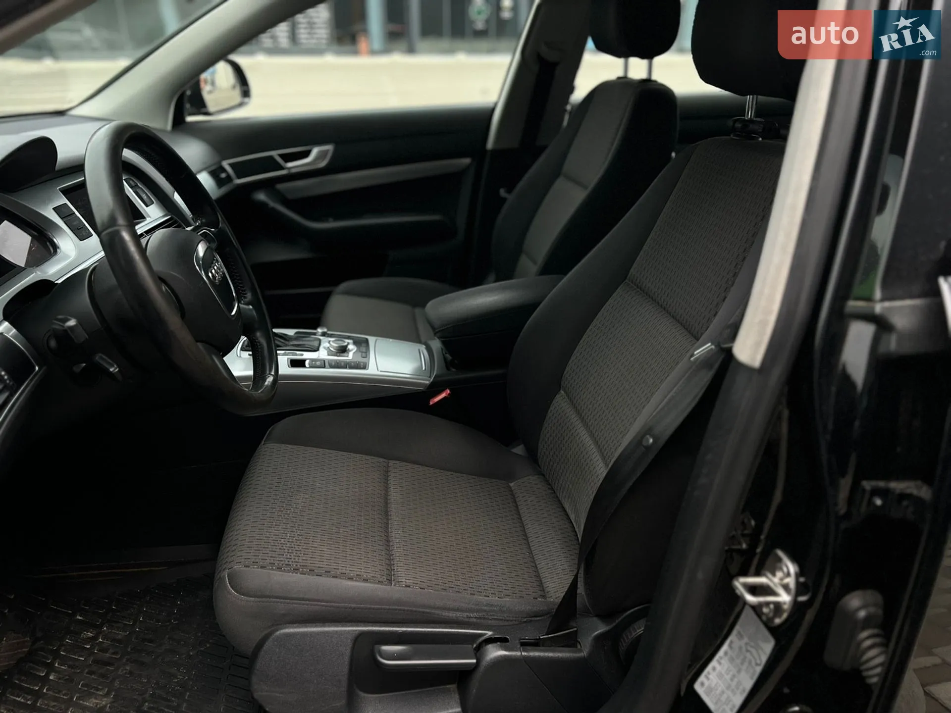 2010 Audi A6 - мініатюра 12