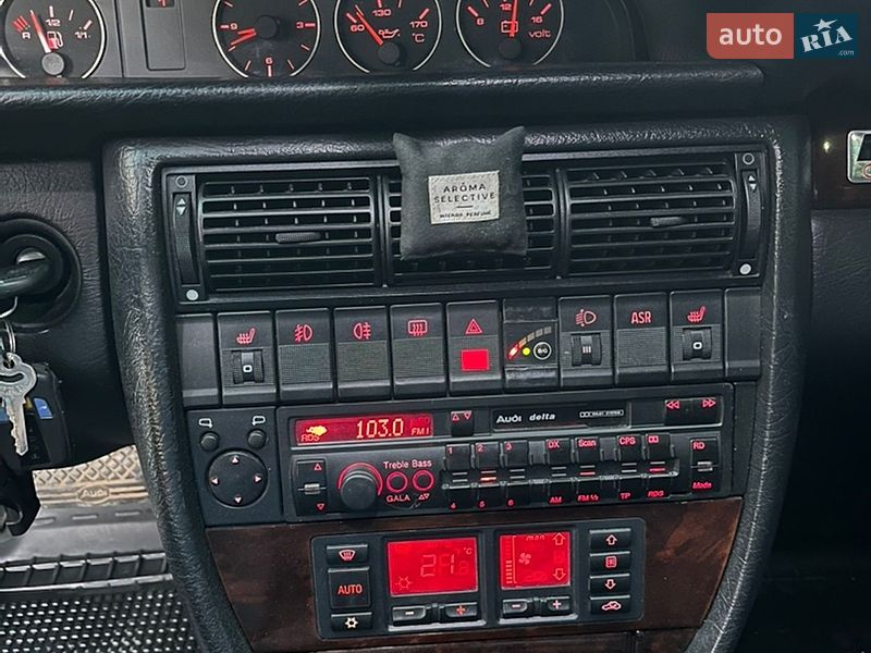 Седан Audi A6 1995 в Івано-Франківську
