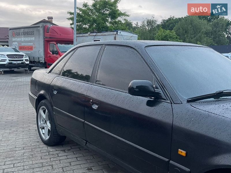 Седан Audi A6 1996 в Киеве