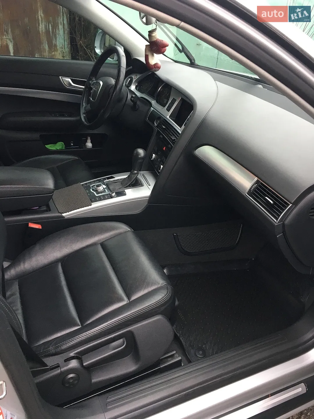 2010 Audi A6 - мініатюра 13