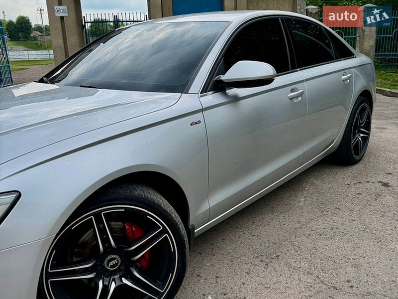 Седан Audi A6 2012 в Золочеве