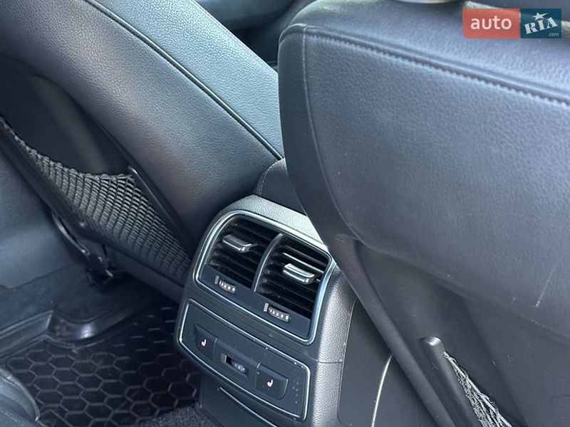 Седан Audi A6 2013 в Ужгороді