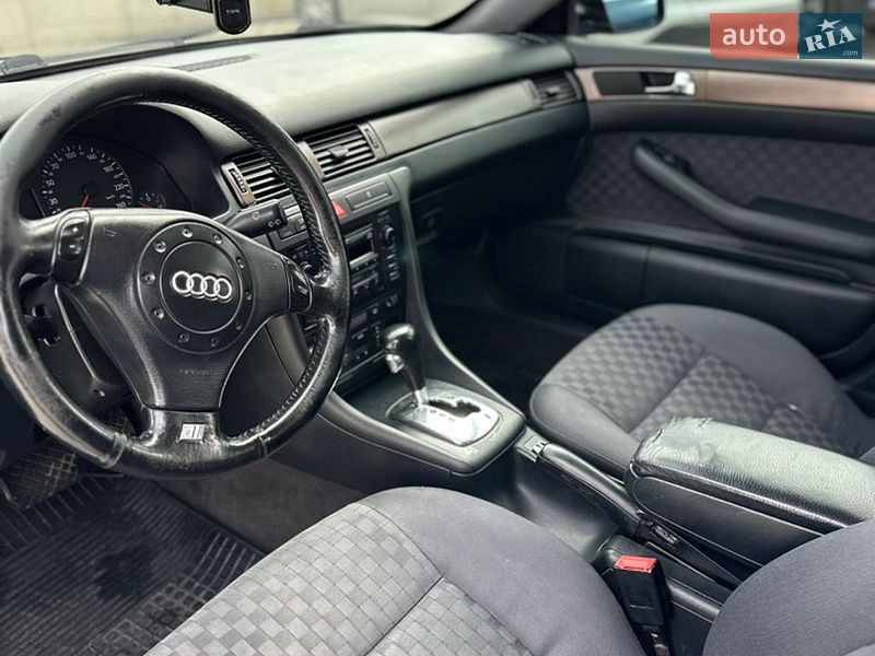 Універсал Audi A6 2001 в Львові