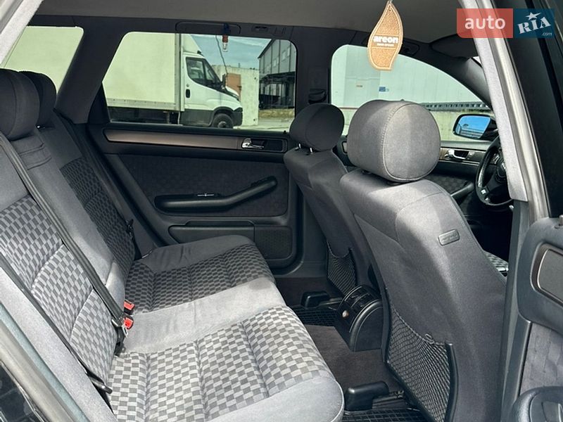 Універсал Audi A6 2001 в Львові