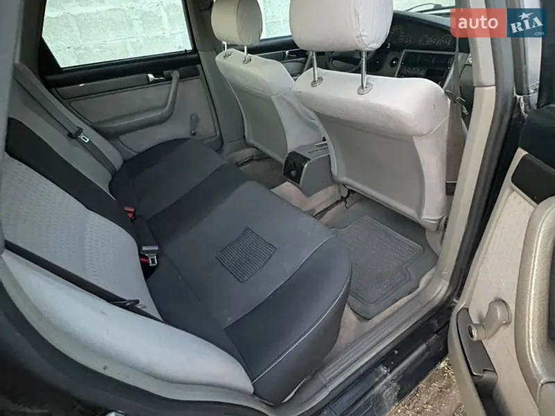 Audi A6 1996 VIN WAUZZZ4AZTN082830 фото оголошення 7 з 41