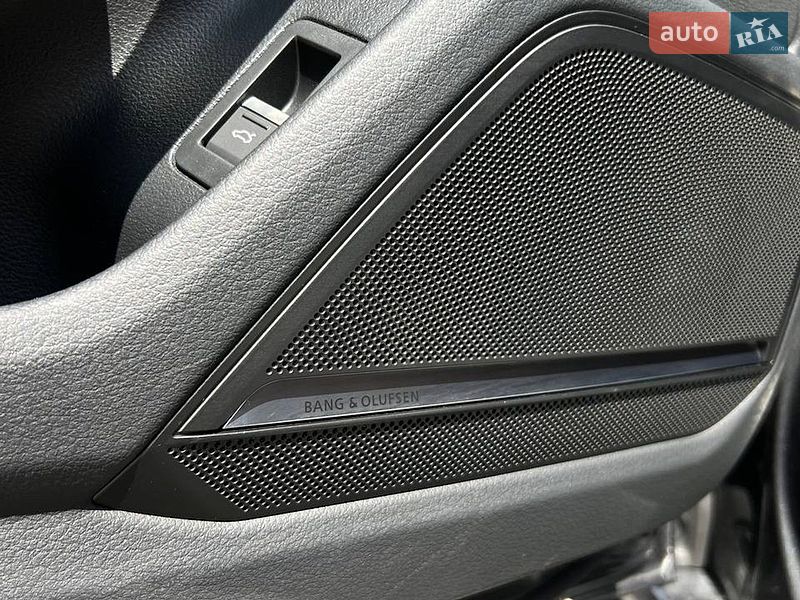 Седан Audi A6 2023 в Львові