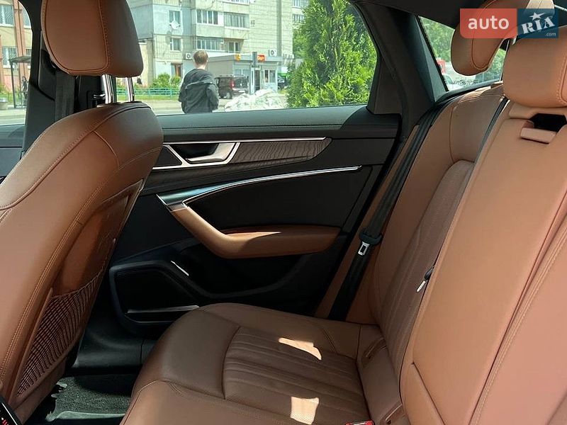 Седан Audi A6 2023 в Львові