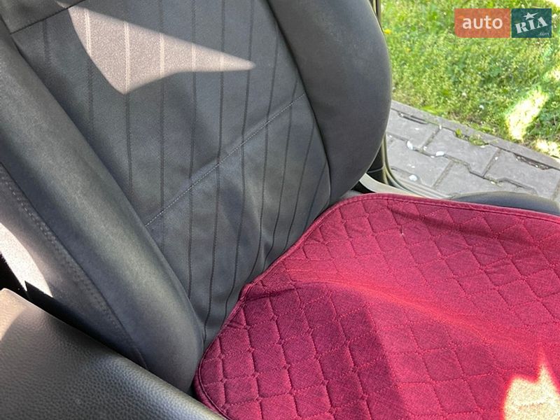 Седан Audi A6 1996 в Чернівцях