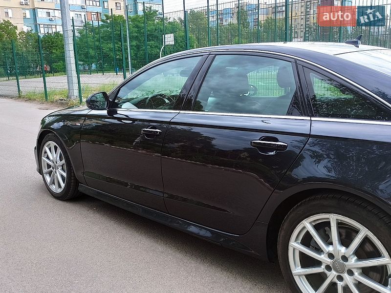 Седан Audi A6 2017 в Кам'янському