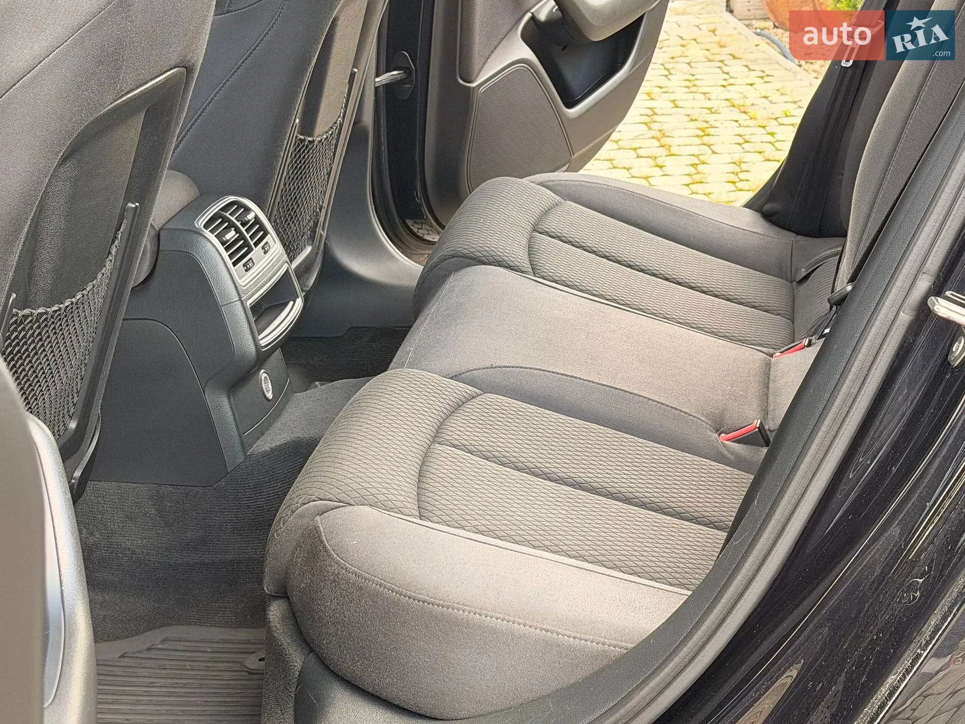 2011 Audi A6 - мініатюра 23