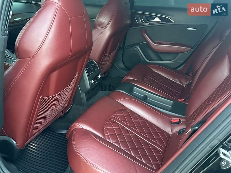 Седан Audi A6 2015 в Чернівцях