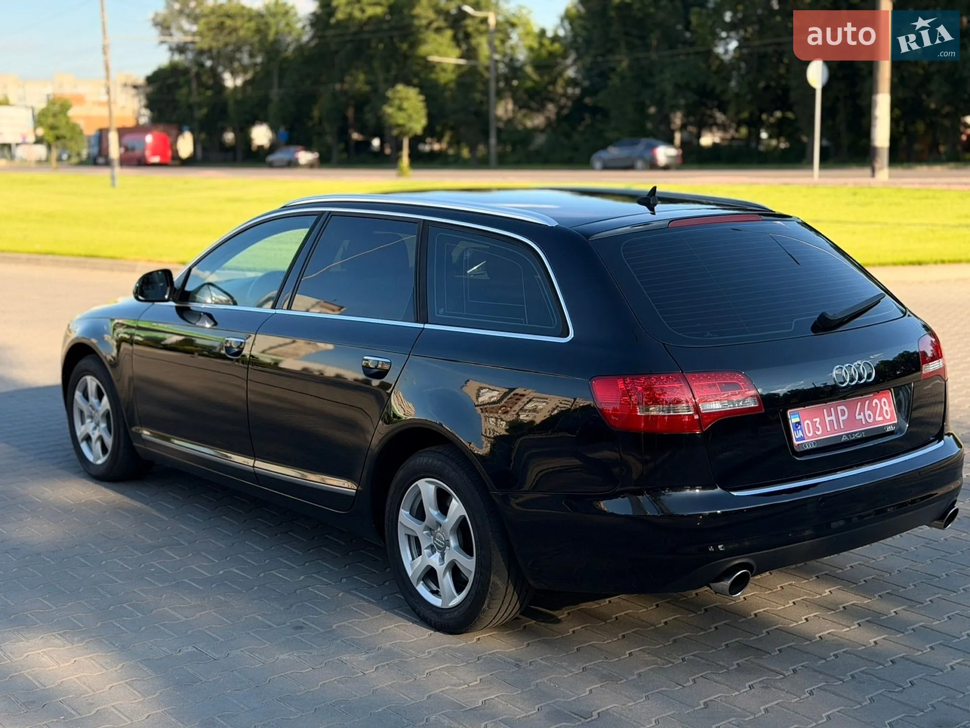 2010 Audi A6 - мініатюра 12