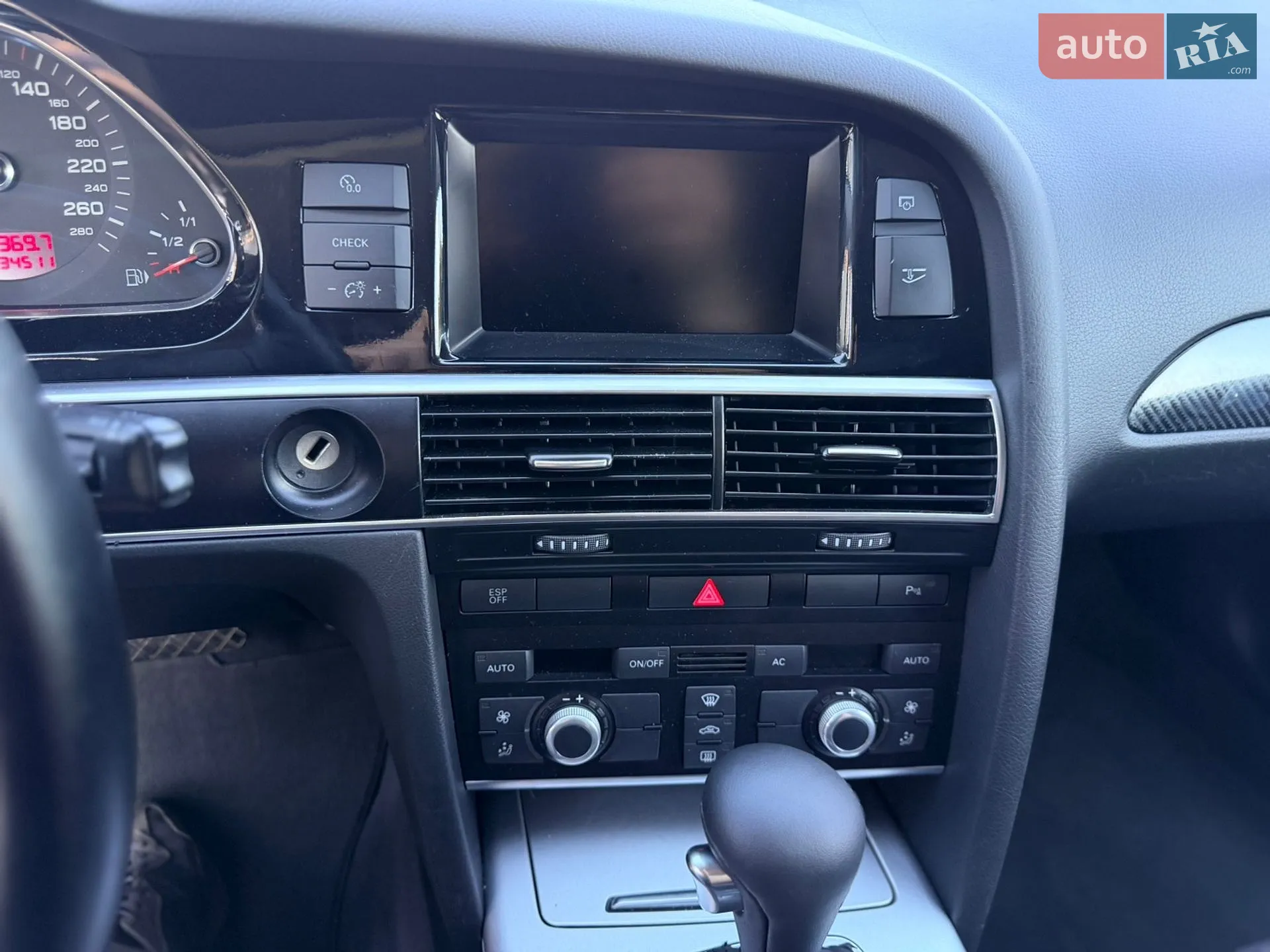 2010 Audi A6 - мініатюра 17