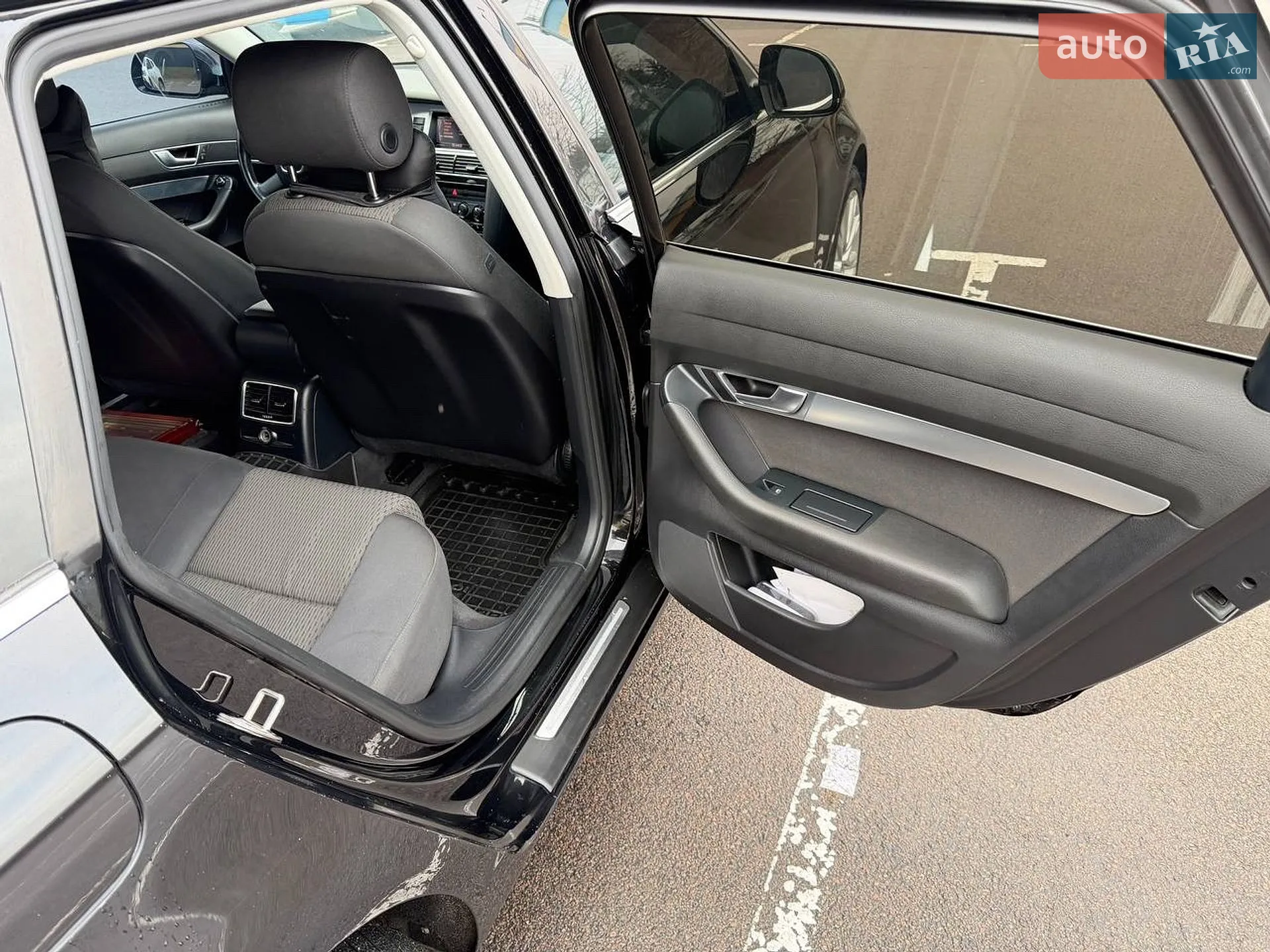 2011 Audi A6 - мініатюра 16