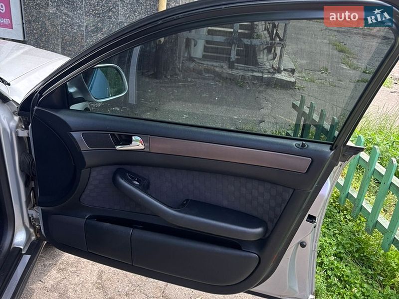 Универсал Audi A6 2000 в Киеве