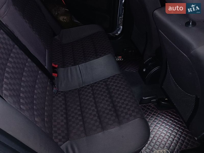 Універсал Audi A6 2003 в Новомиргороді фото 16 Універсал Audi A6 2003 в Новомиргороді