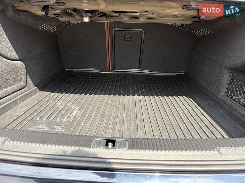 Седан Audi A6 2016 в Ровно